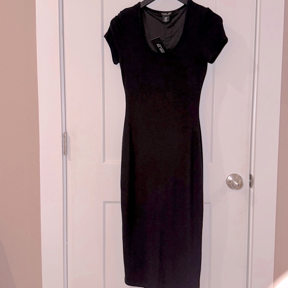 NWT Rachel Zoe Ribbed Fitted Black Midi Dress Size XS